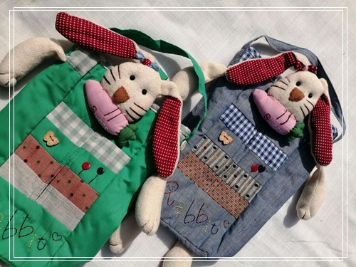 新款上架  纯棉可爱兔兔啃萝卜挂纸巾盒套抽取式纸巾 车用悬挂式