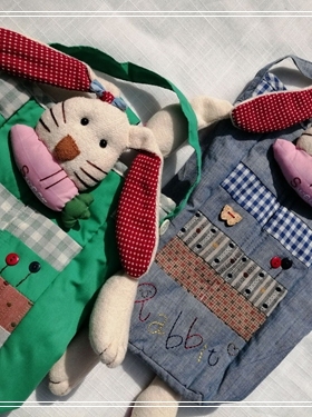 新款上架  纯棉可爱兔兔啃萝卜挂纸巾盒套抽取式纸巾 车用悬挂式