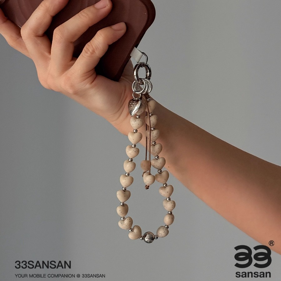 33SANSAN原创「多彩爱心·系列」手机链温柔气质搭配高级感饰品