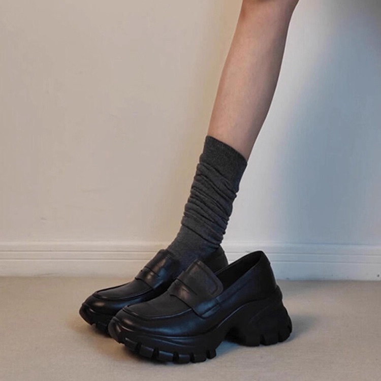 法式松糕黑色单鞋女2025新款复古百搭圆头一脚蹬乐福鞋厚底小皮鞋