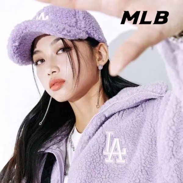 MLB男女同款 时尚休闲情侣可爱百搭刺绣绒面保暖遮阳棒球帽鸭舌帽