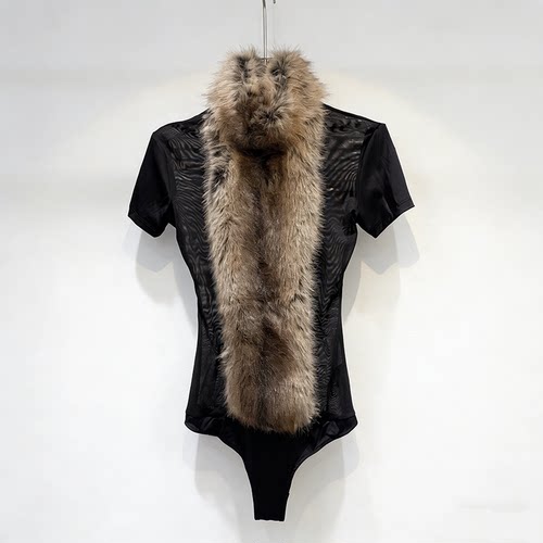 毛毛拼接网纱连体短袖T恤女