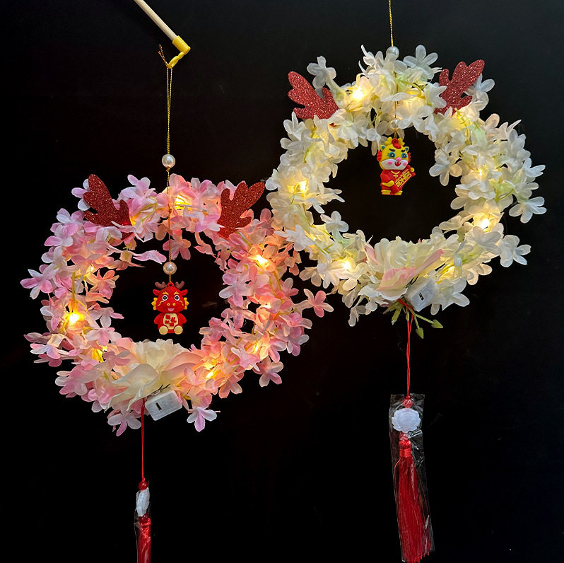 中秋小孩暖白丁香花祝福灯笼