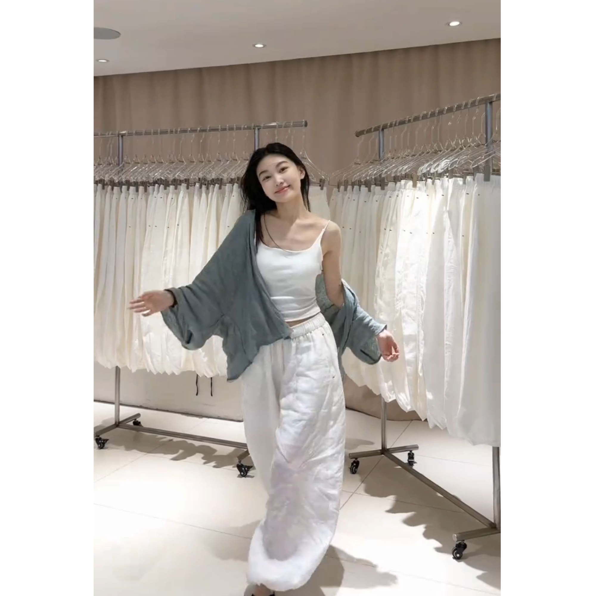 清冷氛围感蝙蝠袖褶皱防晒衬衫女2026夏季薄款宽松阔腿裤两件套装