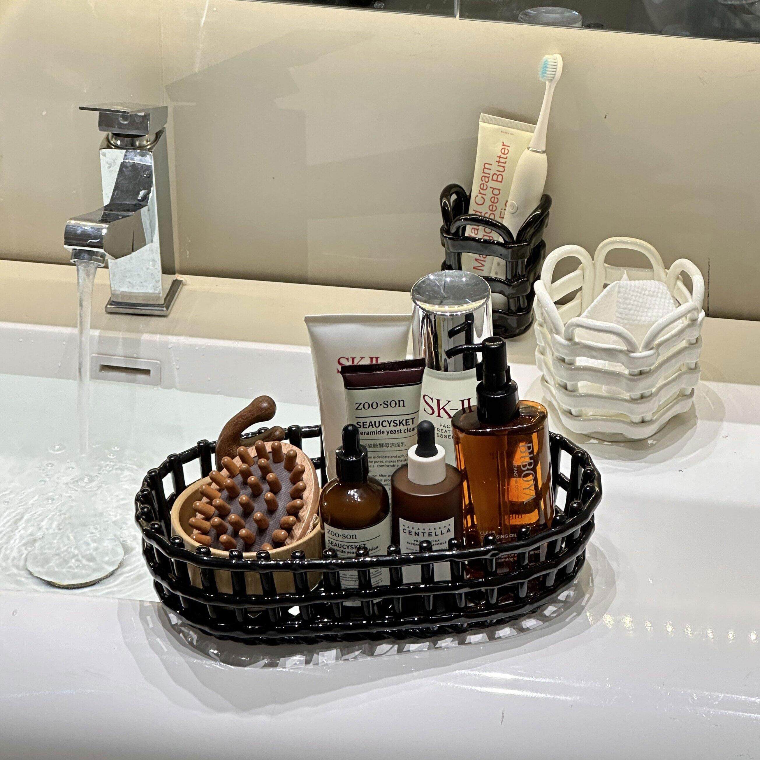 浴室好物 | 洗手台面收纳筒梳子收纳盒化妆品放牙刷膏置物架桌面