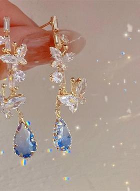 冰山美人」微镶钻蓝色水滴蚊香盘无耳洞耳夹蝴蝶耳环复古轻奢耳饰