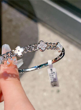 真金电镀幸运四瓣花锆石手镯轻奢