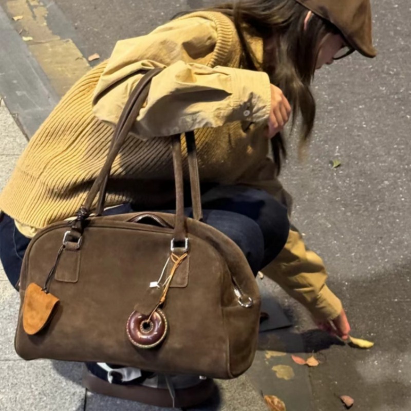 麂皮大容量托特包保龄球波士顿包