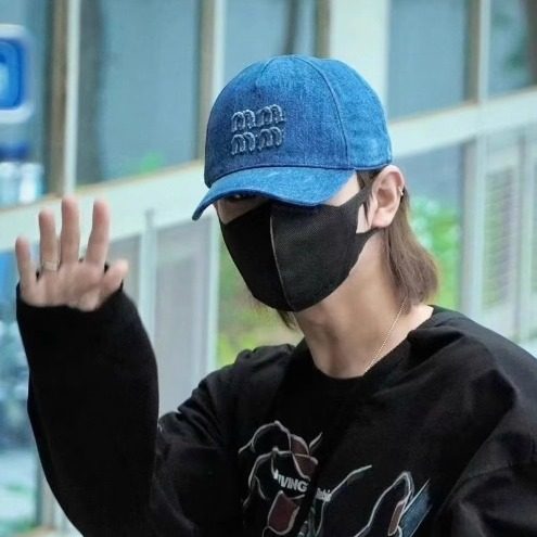 affixowMIU风字母贴布牛仔棒球