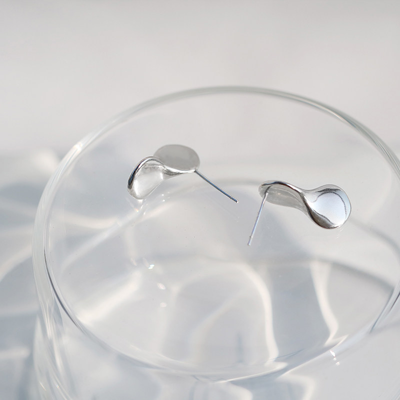 WHITE DWARF灰水花二圆耳环不对称925银立体几何原创设计师女极简