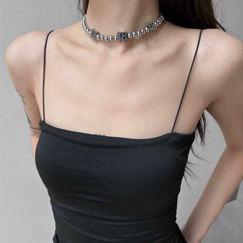 오리지널 실버 하이 엔드 티타늄 스틸 문자 짧은 목걸이 Y2K 틈새 간단한 핫 걸 스타일 초커 달콤하고 멋진 액세서리