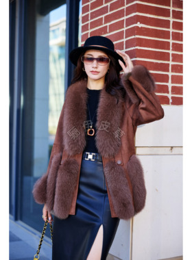 骊伊-26637原创轻奢狐狸毛兔毛皮毛一体时尚中长款贵气优雅外套