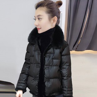 黑色毛领盘扣轻薄小个子短款羽绒服外套欧洲站冬装女2025新款欧货