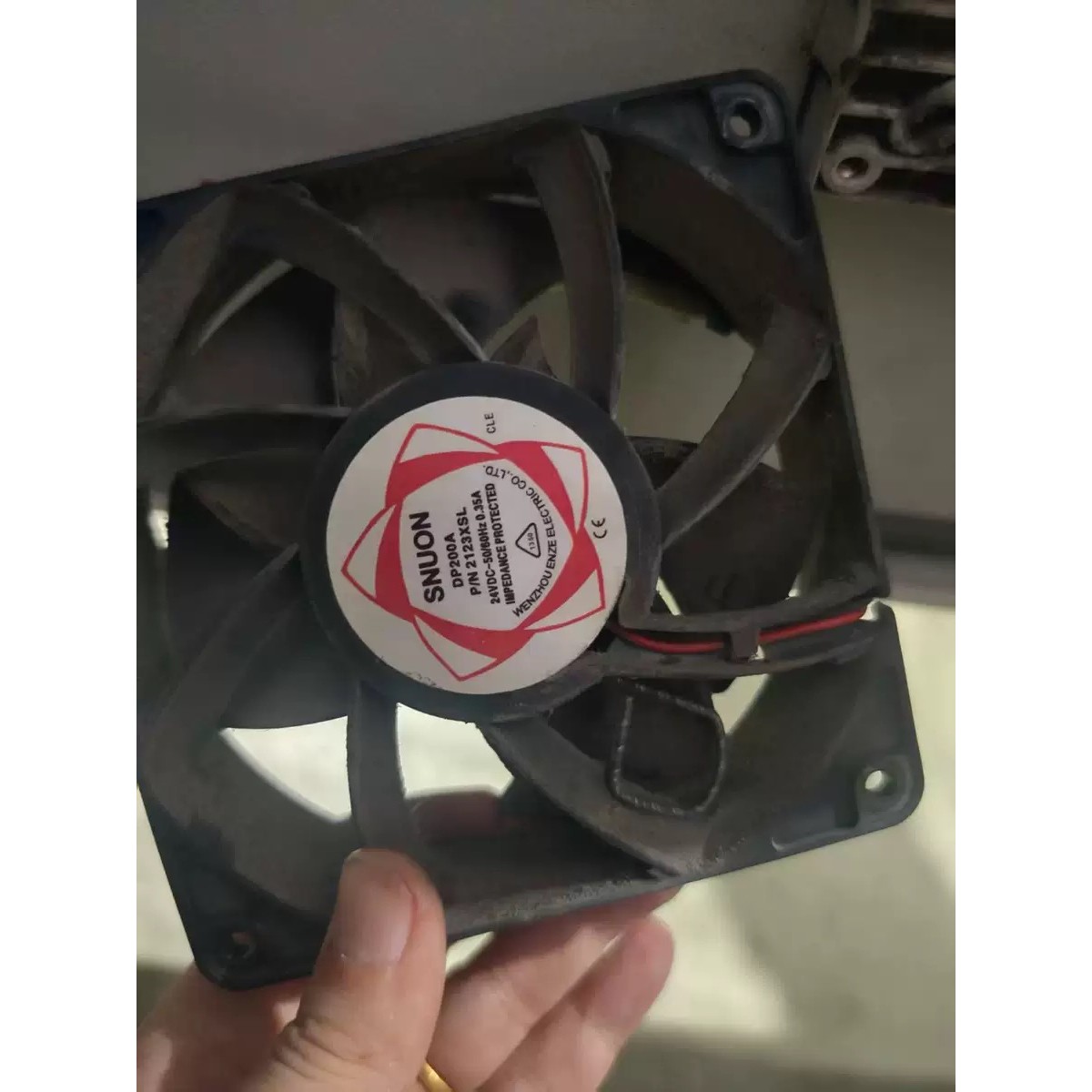 建准SUNON DP200A P/N 2123XSL DC24V 0.35A 2线变频器散热风扇