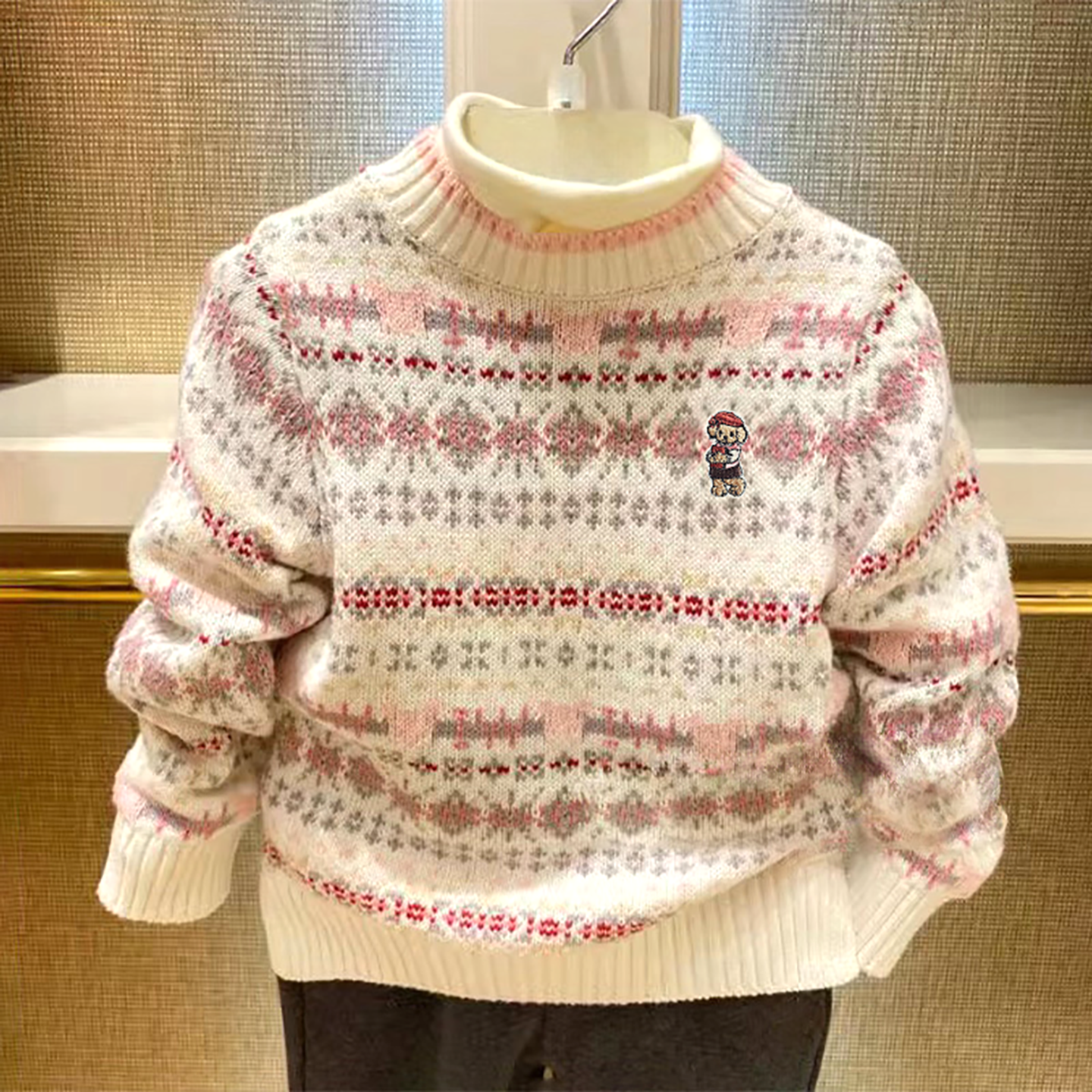 现货特惠围尼小熊秋冬女童圆领针织衫套头毛衣T恤验货品质,童装/婴儿装/亲子装,毛衣/针织衫,淘宝优惠券,粉丝福利购,淘宝优惠卷