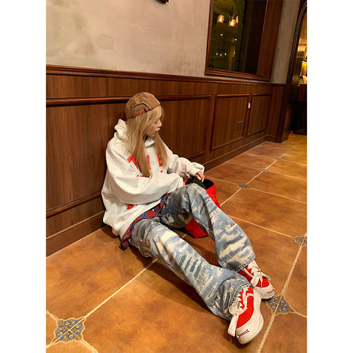 NECOYEP水洗破洞直筒宽松牛仔裤