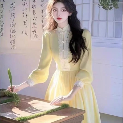 2025早春新款气质名媛高级感超好看爆款黄色连衣裙收腰内搭裙子女