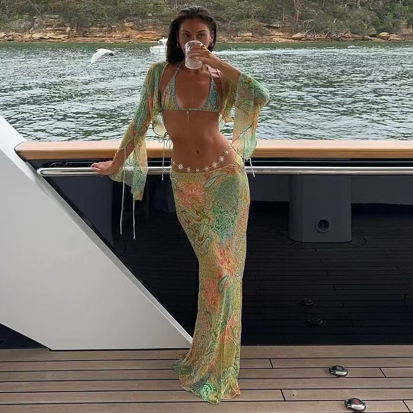 度假风挂脖印花系带分体泳衣女性感比基尼沙滩套装Sexy Beach Set