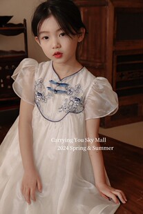天空之城2024春夏款女童新中式青花泡泡袖连衣裙礼服演出服公主裙