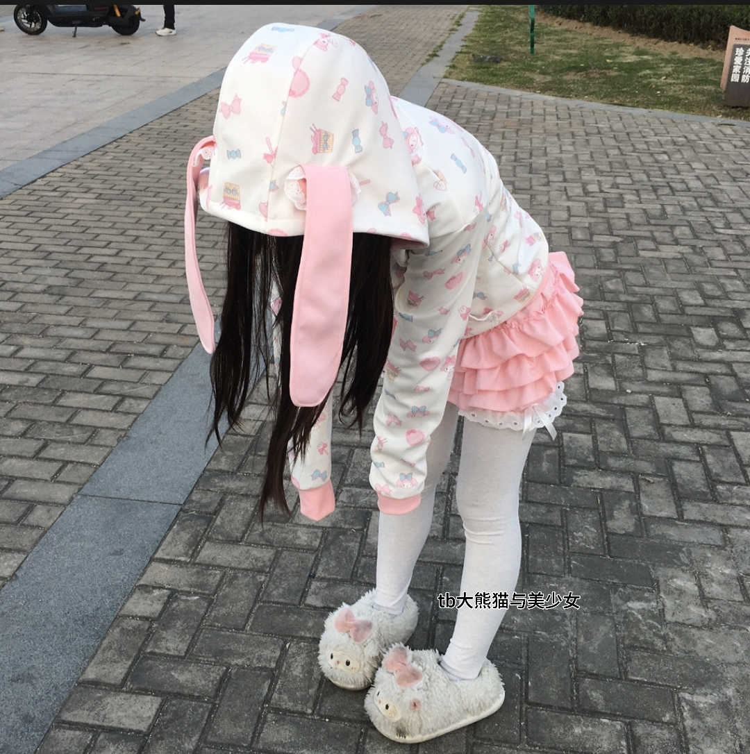 日软妹可爱卡通洛丽塔满印收腰粉白拼色拉链卫衣外套连帽长耳兔冬