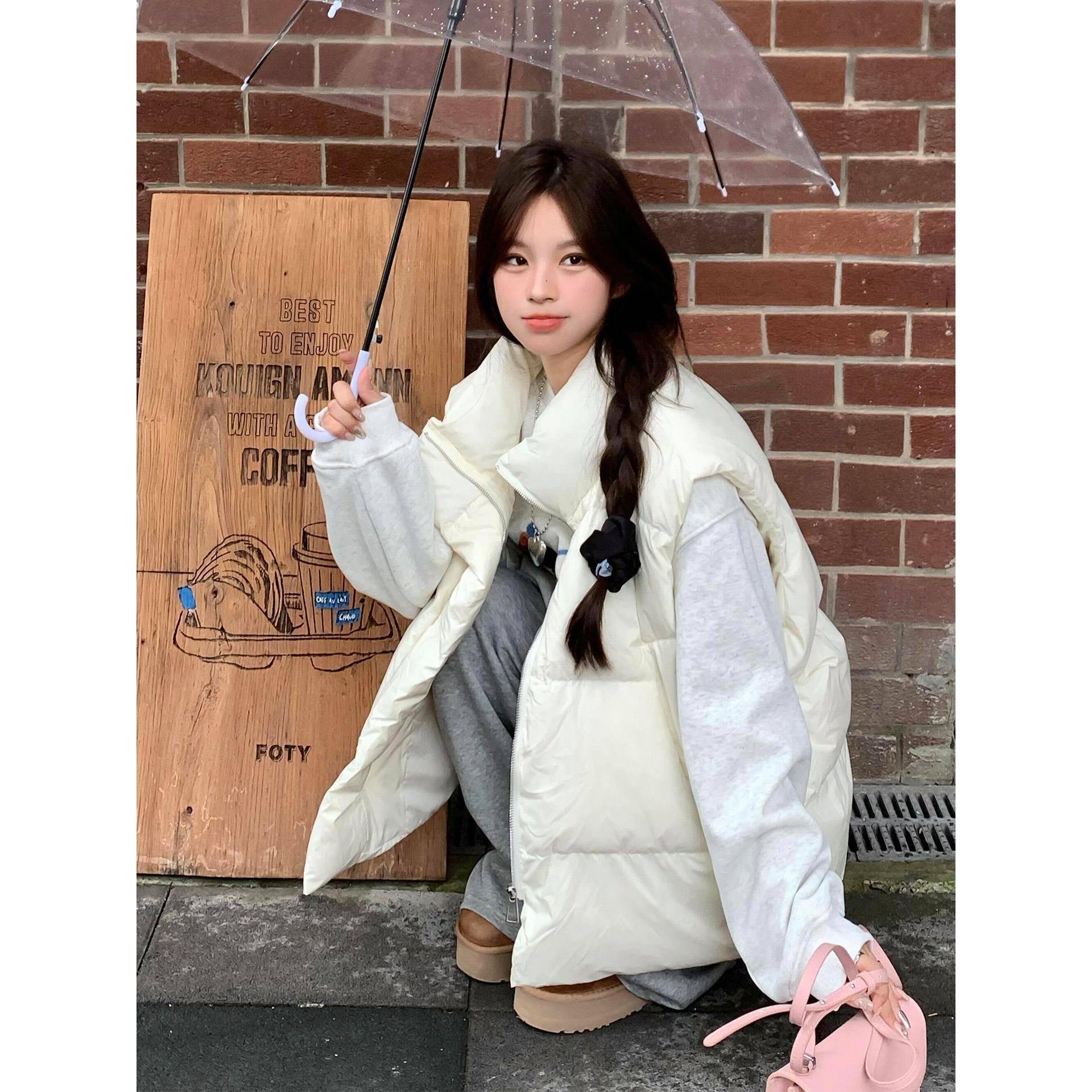 2025秋冬新款羽绒马甲女外穿背心时尚洋气小个子坎肩白色马夹外套