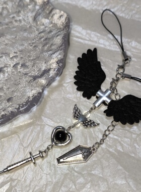 暗黑系哥特朋克恶魔翅膀棺材十字架原创手机链咕本挂件蝴蝶串珠