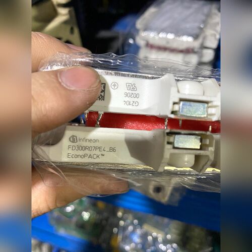 FD300R07PE4_B6 原装英飞凌IGBT模块 成色不 议价