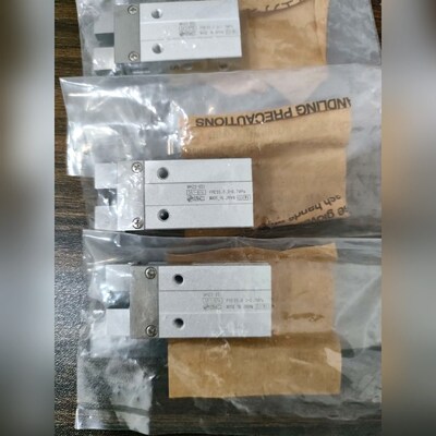 工程剩余SMC气缸MHZ2-6S3只有内包装了便宜处理 议价