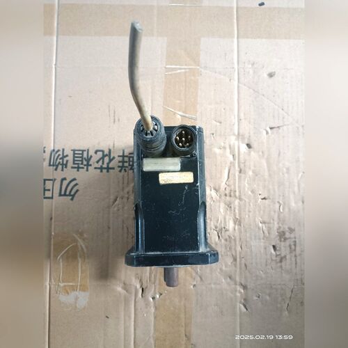 BAUTZ宝茨伺服电M404D-00101-0000-4实物 议价