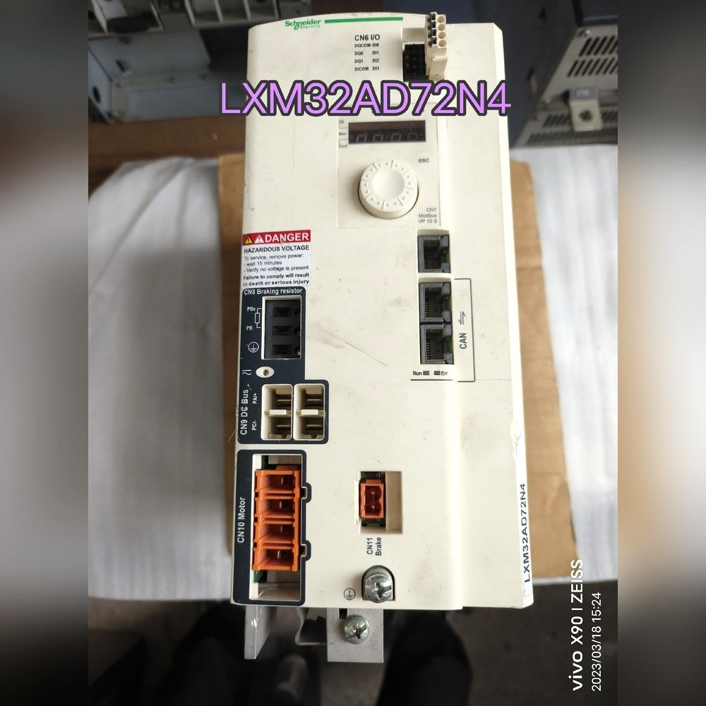 (议价)施耐德LXM32AD72N4 5060Hz现货实 议价