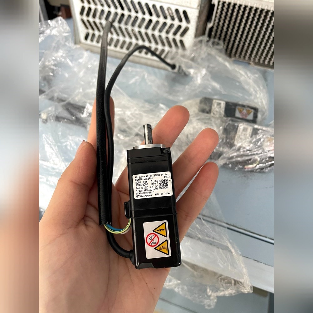 安川电机SGMMV-A2A2AA120W200V 议价