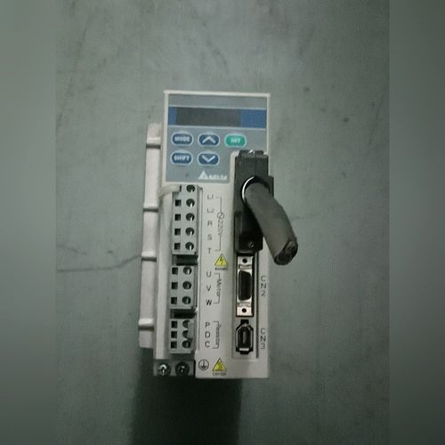 驱动器ASD-A0421LA 功能包好成色漂亮 需要的 议价