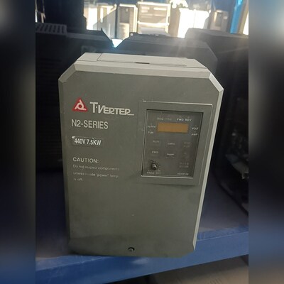 台安5.5KW变频器N2系列N2-408-H3 外观成色漂 议价