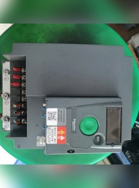 施耐德变频器3KWATV310HU55N4A成色如图 议价
