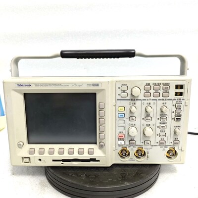 泰克TDS3032B示波器 成色可以 功能正常 屏幕清晰明 议价