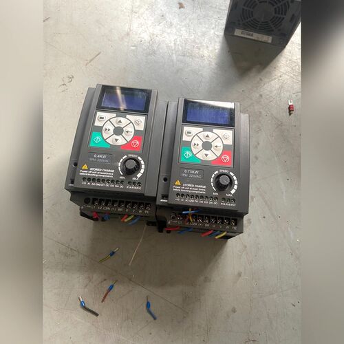 海浦蒙特变频器 HD09-2S0P4G-S-YX 0.4KW 议价