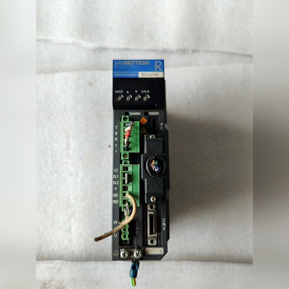 伺服RS1A0AA实物如图件议价 议价