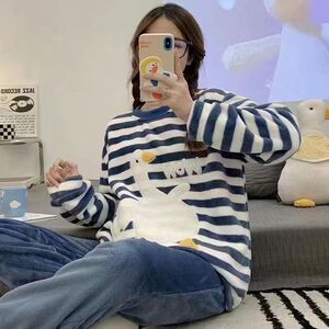 法兰绒睡衣女秋冬长袖公主风网红时尚卡通条纹可爱套头家居服套装