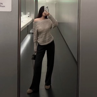 倪拉________搭配王者 独家定版窄宅利落烟筒裤