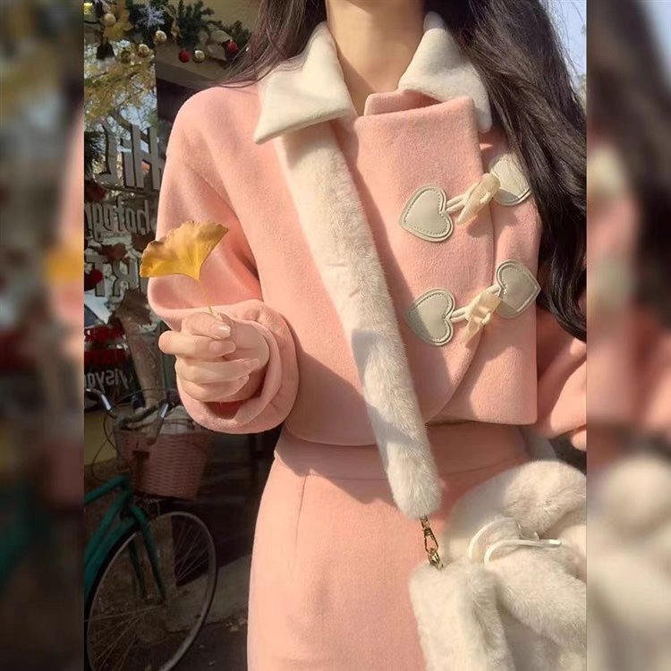 韩版气质撞色牛角扣长袖短款外套高腰显瘦半身裙两件套女2024年秋