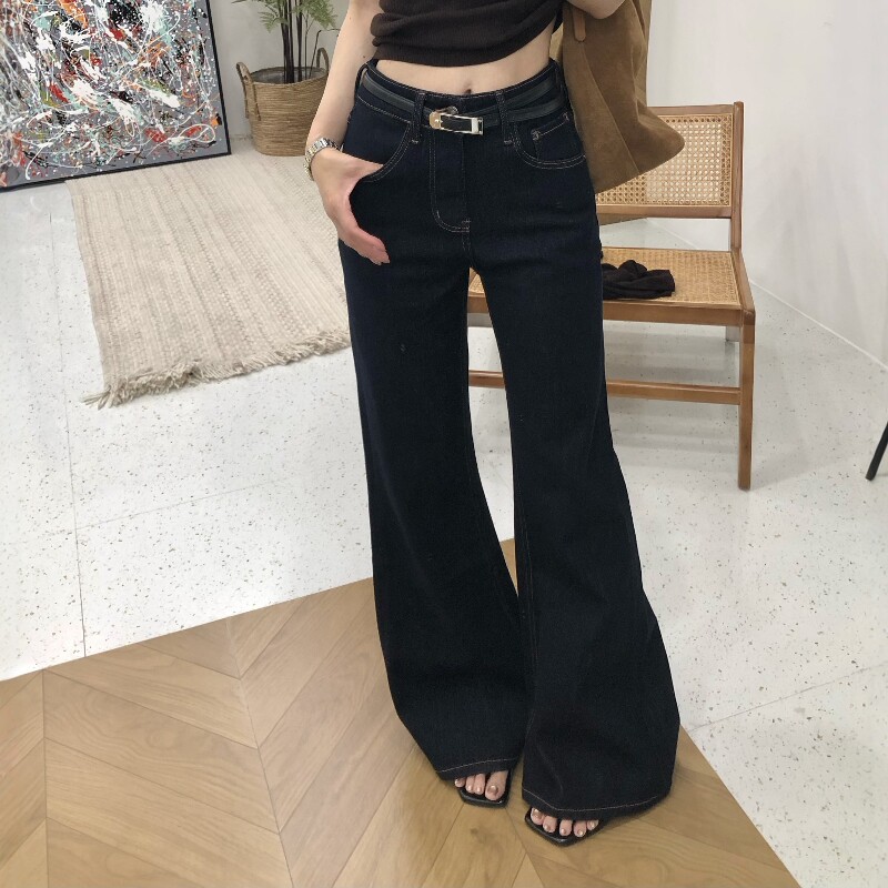 2026秋季新款四面弹微喇牛仔裤女修身直筒裤弹力提臀拖地喇叭裤子