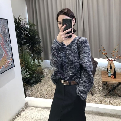 高级感软糯马海毛V领毛衣女秋冬