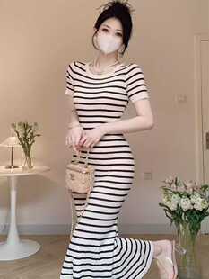 2024夏季新款冰丝针织连衣裙长裙修身包臀裙子紧身短袖条纹打底裙