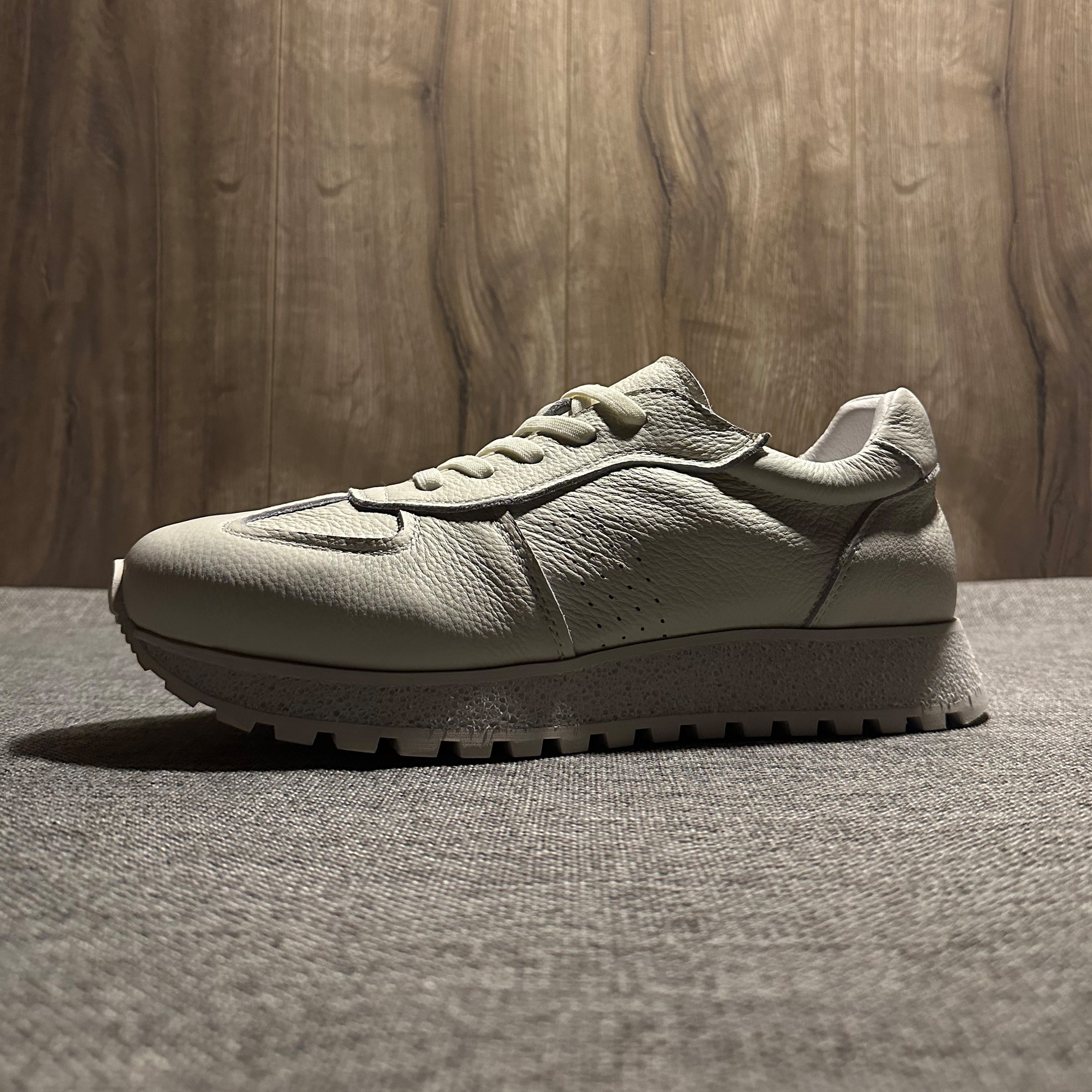 真皮运动休闲鞋阿甘鞋透气老爹鞋