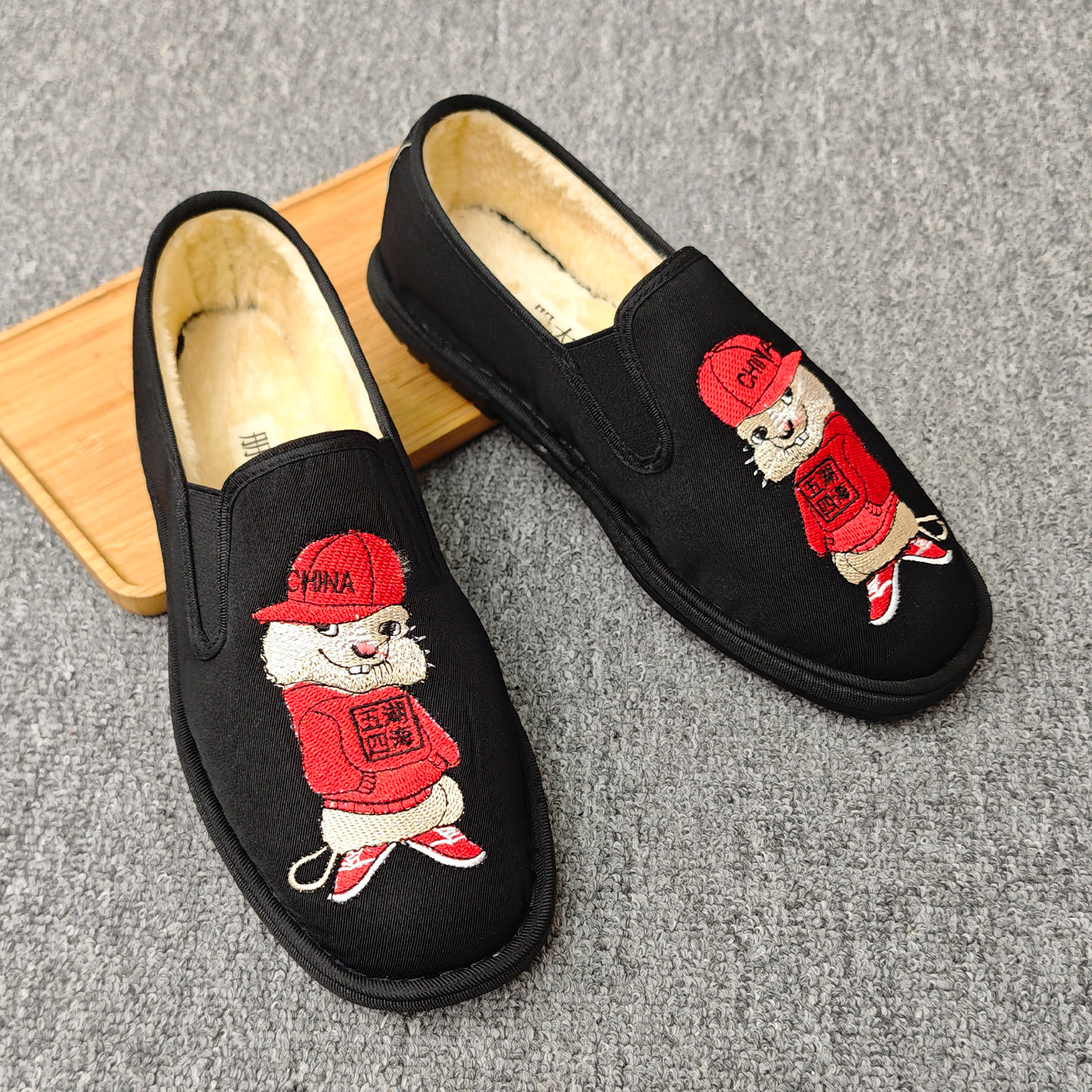 加厚刺绣老北京布鞋男士冬季加绒