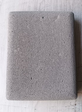 艾轻上新品火山浮石灰色懒人洗澡搓脚板去死皮老茧方形大号磨脚石