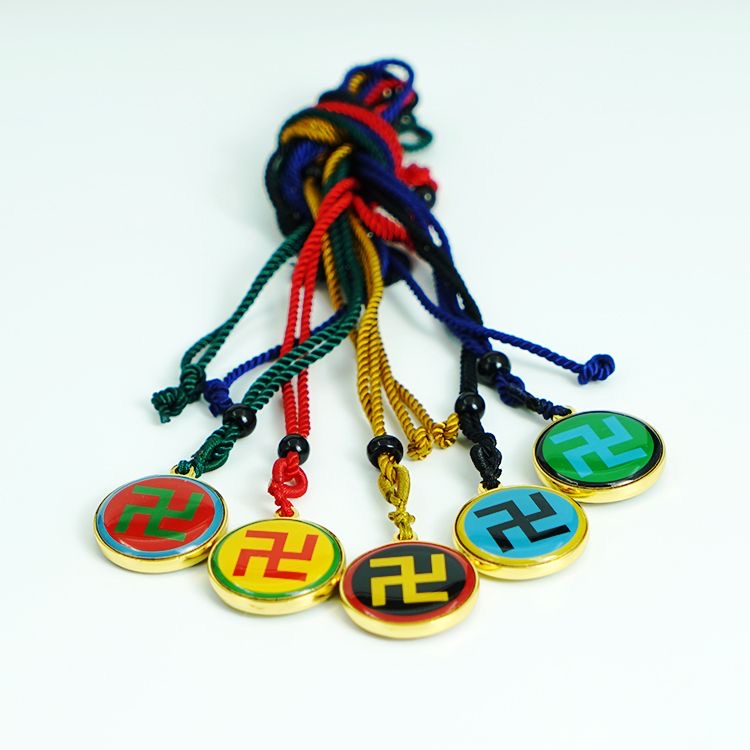 2.3CM双面铜片万字江氏版蓝边太极小吊坠滴胶挂件黄万红边太极