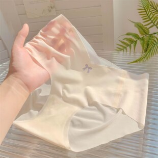 女士冰丝无痕三角裤透气亲肤舒适面膜裤桑蚕丝裆少女学生中腰内裤