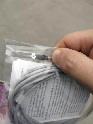 FESTO费斯托574335磁性开关SMT-8M-A-NS-PS-24V-E-2.5-OE，574338