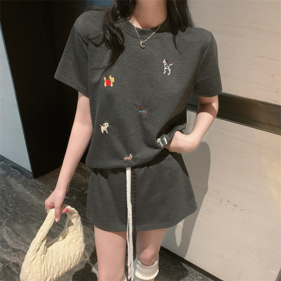 2025新款刺绣短袖T恤女宽松上衣+撞色假两件半身裙高腰短裙套装